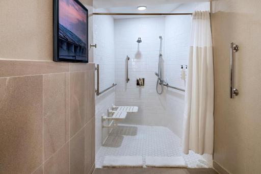 Fairfield by Marriott Inn & Suites Phoenix South Mountain Area - Housity