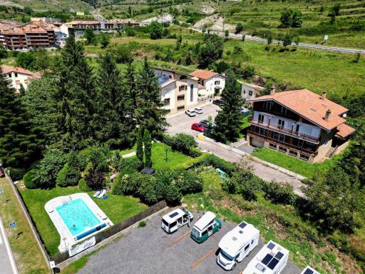 Hostal Cal Batista - Housity