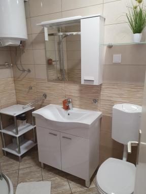 Rooms Beros - Housity