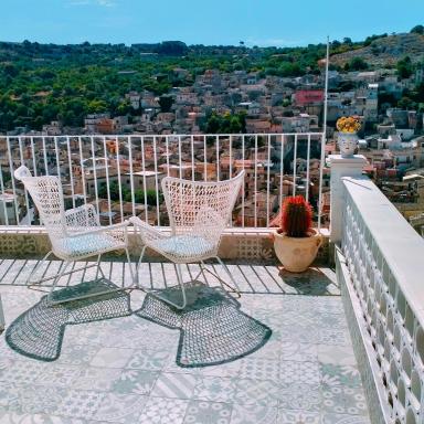 Terrazza con vista 'casa Ziicedda' - Housity