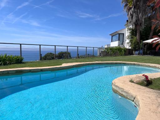 Villa Oasis Costa Brava - Housity