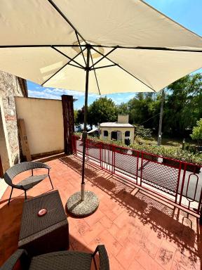 NINFA DEL LAGO BEDROOMS IL TUO ALLOGGIO SUL LAGO by Dinamica Real Estate - Housity