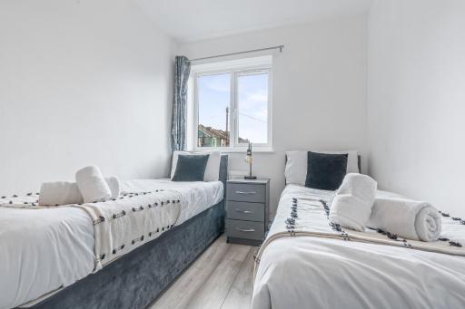 Inviting Urban Apartment in Croydon - Housity