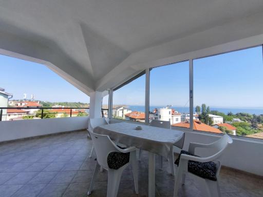 Yanevi Apartments - Housity