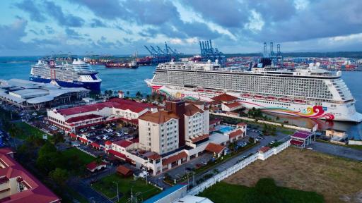 Radisson Colon 2,000 Hotel & Casino - Housity