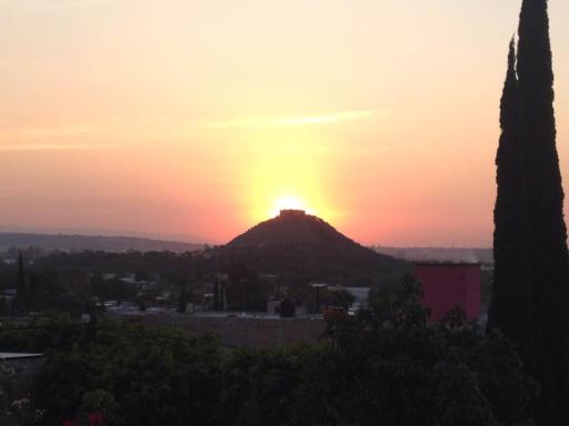 Hotel Colibri Queretaro - Housity