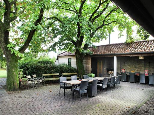 Atmospheric country house in Asten on a golf course - Housity