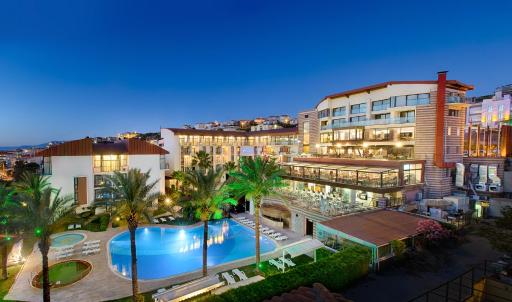 Pırıl Hotel Thermal&Beauty SPA - Housity