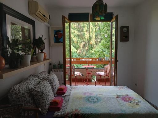 Cozy studio at the Castle - Housity