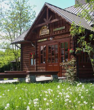 Dom gościnny w Bartniku - Housity