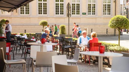 Crowne Plaza Hotel Brugge, an IHG Hotel - Housity