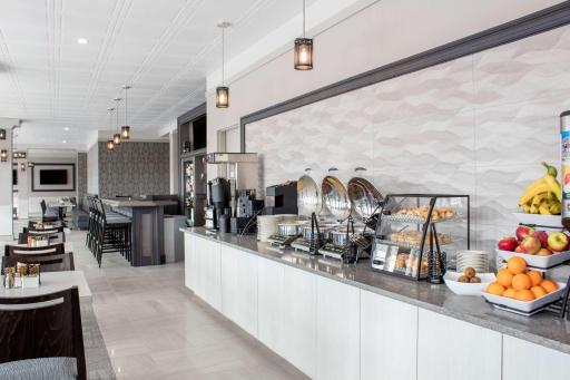 Chateau Moncton Trademark Collection by Wyndham - Housity