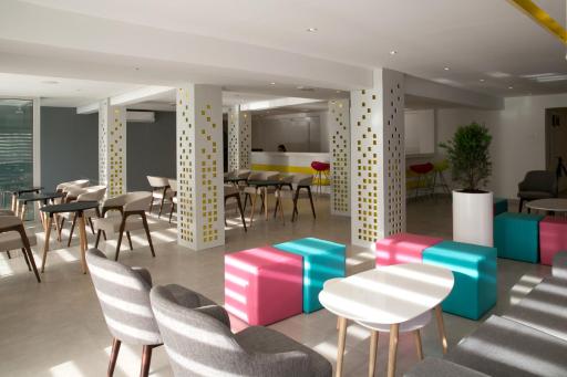 Flora Maria Hotel - Housity