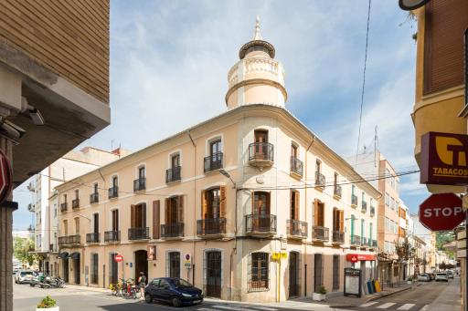 Hotel La Marsellesa - Housity