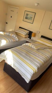 The Wheelwright Arms - Housity