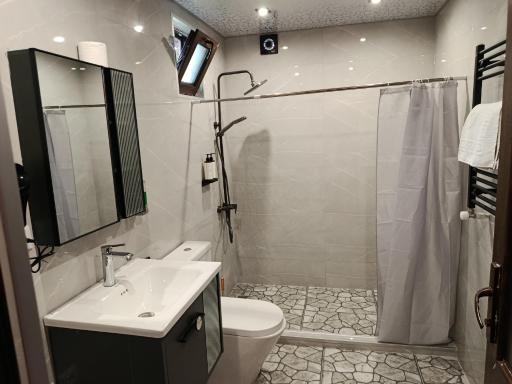 Taba Hall Boutique Hotel - Housity