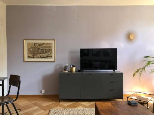 Historical, Bright & Beautiful in Old City - 3rd floor - Housity