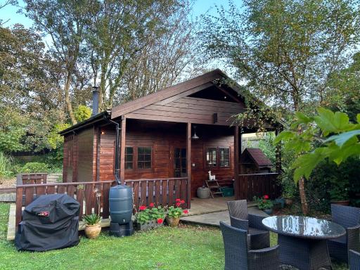 The Chalet @ Giltar Grove Country House - Housity