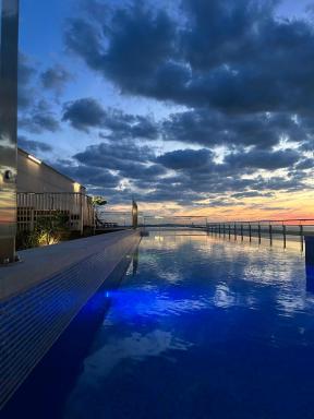 Hotel Cielo - Housity