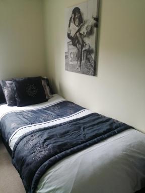 59 Halstead - Gorgeous single bedroom with private bathroom - Housity