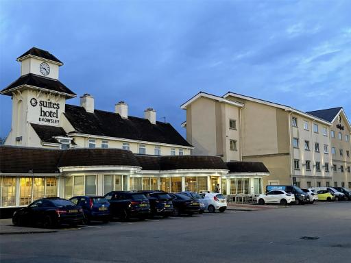 Best Western Premier Knowsley Suites Hotel & Spa - Housity