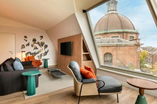 Renaissance Amsterdam Hotel - Housity