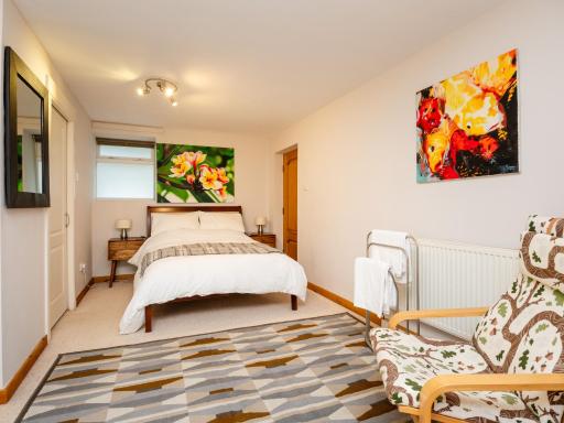Wood Bank Studio Apartment - Housity