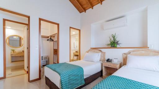 Portal del Rodeo ApartaHotel - Housity