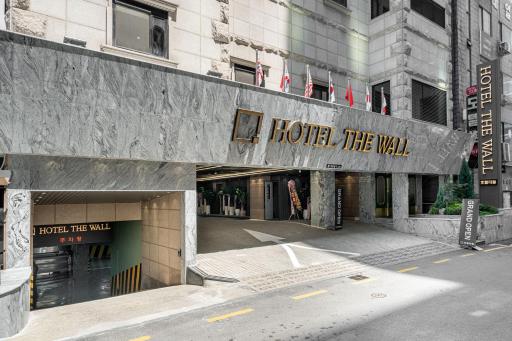 Hotel The Wall - Housity