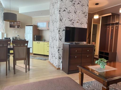 Akord Apartments with FREE PARKING - Housity