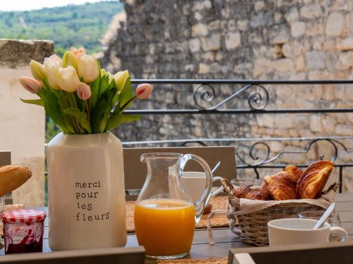 Location Bonnieux Provence - Hizvo