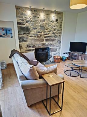 Cliff Cottage - Housity