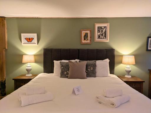 Seven Stars - Housity