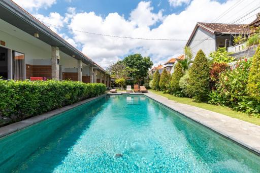 Urbanview Asung 2 Guesthouse near Canggu - Housity