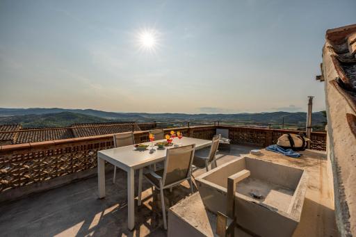 Luxury Duplex - Heart of Corciano - ItalyWeGo - Housity