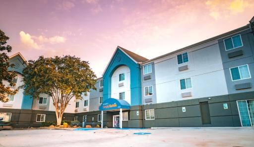 Sonesta Simply Suites Houston – NASA Clear Lake - Housity