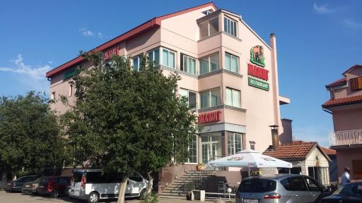 Guest House Mamut - Housity