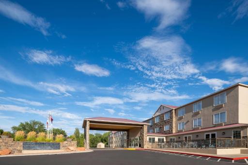 La Quinta by Wyndham Moab - Housity