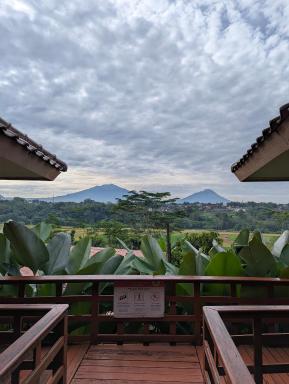 Kasuari Exotic Resort Magelang - Housity