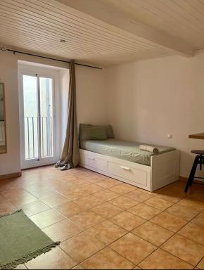 Mediona III - Housity