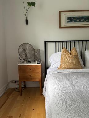 Bright Bedroom- YYZ, Humber College, EGH, Quiet - Housity