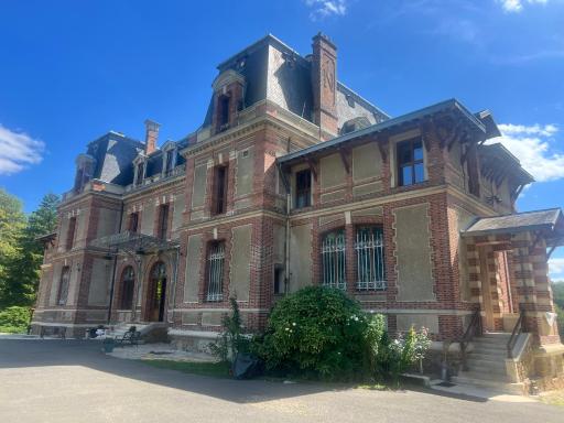 Chambre au Château - Housity