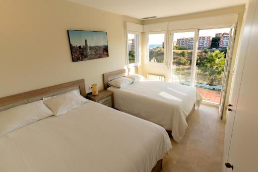 Beachy House - Casa en Montgat, Barcelona - Housity