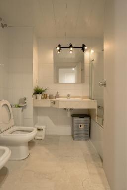 Beachy House - Casa en Montgat, Barcelona - Housity