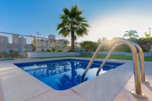Beachy House - Casa en Montgat, Barcelona - Housity