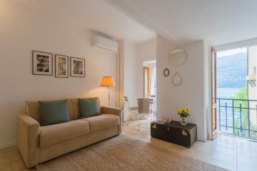 Il Porticciolo by Rent All Como - Hizvo