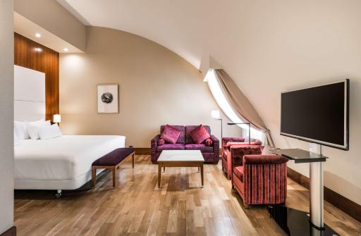 NH Collection Vigo - Housity