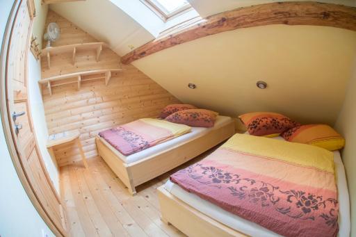 Guest House Kraljev Hrib - Housity