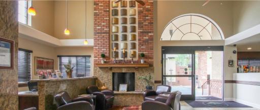 GreenTree Inn Flagstaff - Housity