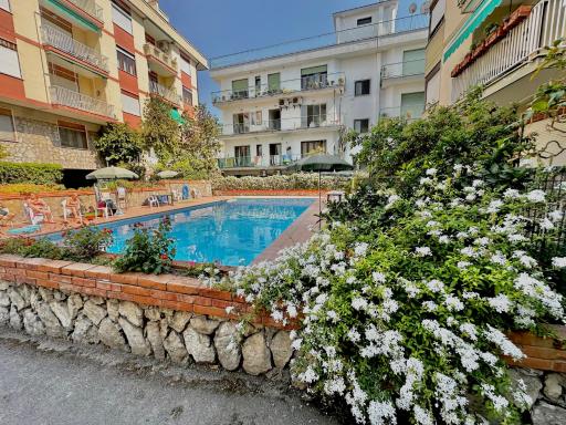Sorrento Home Pool family BIG appartament in Sorrento center - Housity